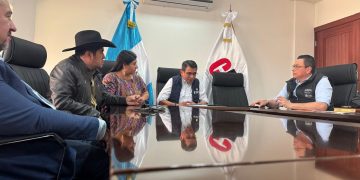 Reunión para priorizar acciones de infraestructura vial en Alta Verapaz