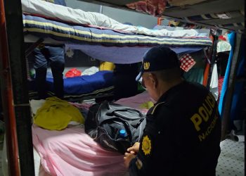 Requisas en el Centro de Detención Preventiva para Hombres de la zona 18. / Foto: PNC.