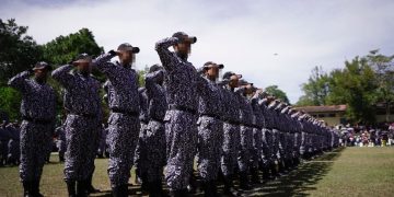 Se graduaron 492 nuevos guardias penitenciarios pertenecientes a la XXVIII promoción. / Foto: Mingob.