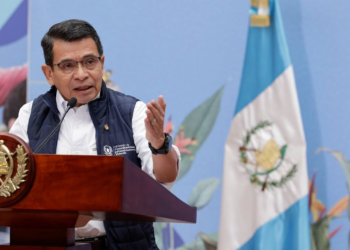 Ministro de Comunicaciones, Infraestructura y Vivienda, Miguel Ángel Díaz. / Foto: Daniel Ordoñez