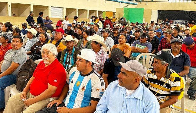 Sigue la entrega de insumos para fortalecer la producción agrícola en El Progreso