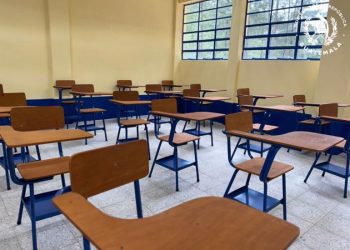 Entregan proyecto educativo en Santa María Chiquimula, Totonicapán