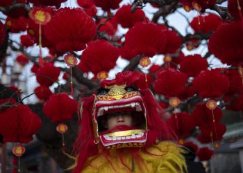 En el Año Nuevo Lunar, varios países dieron la bienvenida al año de la serpiente de madera. / Foto: Andrés Martínez Casares, EFE.