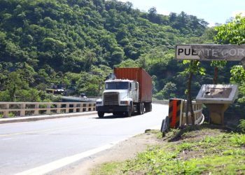 Transporte de carga Esta regulación motivó a la DGT a desarrollar el sistema de códigos QR, marcando un hito en la modernización de los procesos. / Foto: DGT