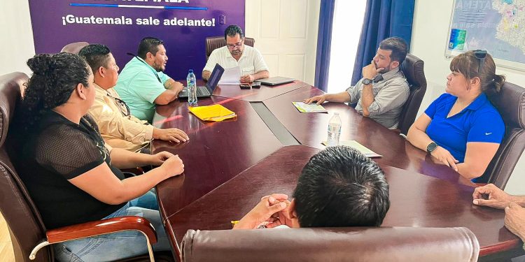 Acuerdan fortalecer la protección del parque nacional Tikal