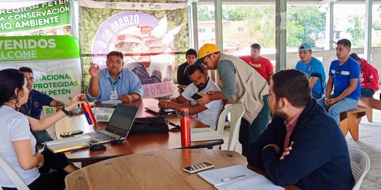 Seguimiento de estrategias para prevenir incendios forestales en áreas protegidas de Petén