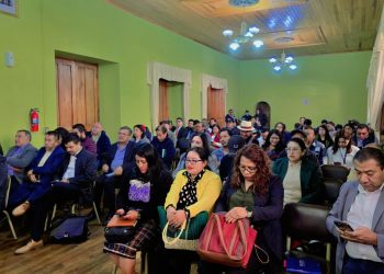 Juramentan a los integrantes del Codede en Quetzaltenango