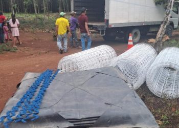 Entregan materiales para construir sistemas de riego en Petén. / Foto: MAGA.