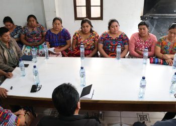 Buscan establecer mercado mayorista para productoras agrícolas de Santa María de Jesús