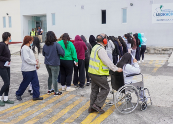 IGM atiende a guatemaltecos retornados. / Foto: IGM.