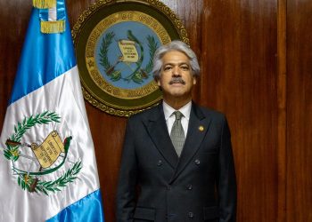 Mauricio Benard asume como gobernador departamental de Guatemala