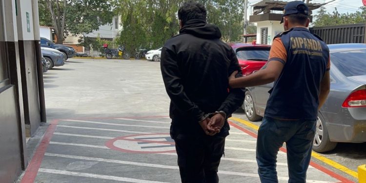 Capturan a salvadoreño por extorsión. / Foto: PNC.