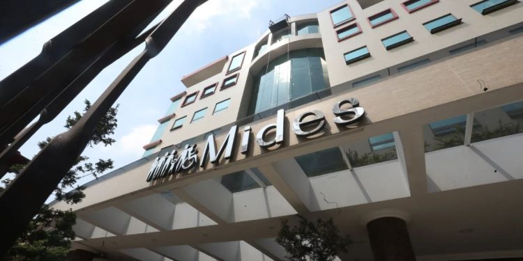 La institución también recuerda que no solicita pagos ni datos bancarios para acceder a estos beneficios. / Foto: Archivo