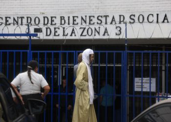 SBS busca restablecer servicios educativos en centros donde se resguardan a menores de Lev Tahor