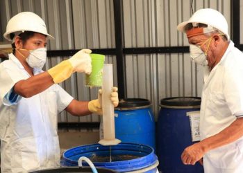 Para que estas innovaciones tengan un impacto real, es vital que los agricultores reciban formación sobre las tecnologías y métodos que están al alcance de sus recursos. / Foto: MAGA.