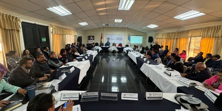 Reunión ordinaria del Codede de Totonicapán da seguimiento a proyectos de desarrollo