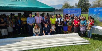 Entregan tubería para mejorar proyectos en Monjas, Jalapa