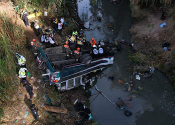 Accidente en Calzada la Paz cobra más de 50 vidas. (Foto: Diario de Centroamérica)