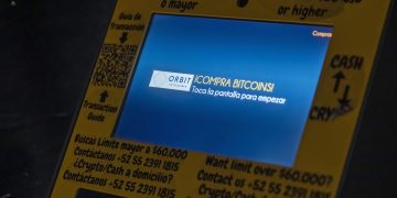 Criptomonedas A pesar del impulso inicial del bitcóin en El Salvador, su utilización ha disminuido considerablemente.