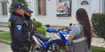 Bienestar Animal notifica a denunciado por envenenamiento de animales domésticos. / Foto: MAGA.