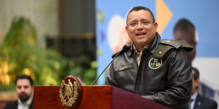 Durante su visita a Washington D.C., el ministro pudo compartir sobre las acciones de seguridad implementadas en el país. / Foto: Byron de la Cruz