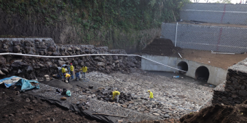Trabajos efectuados este 18 de febrero en autopista Palín-Escuintla forman parte de la etapa final del proyecto. /Foto: CIV