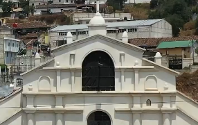 Firman convenio para la restauración de la Iglesia de San Sebastián en Totonicapán. /Foto: MCD.