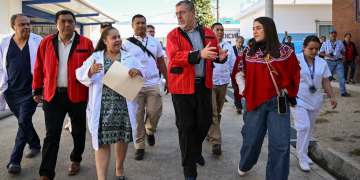 Presidente Bernardo Arévalo supervisó avance de remozamiento de Hospital de Joyabaj. (Foto: Byron de la Cruz// Daniel Ordoñez)