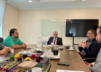 Misión Diplomática en Catar brinda acompañamiento a compañías guatemaltecas de cardamomo y café