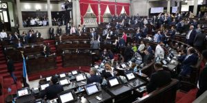 Con aprobación de ampliación presupuestaria se garantiza el pago del aumento a Clases Pasivas del Estado. / Foto: Congreso de la República.