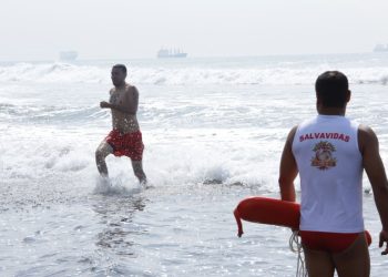Proceso de reclutamiento de salvavidas para Semana Santa 2025 inicia en marzo. (Foto: IGSS)
