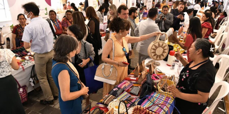 Feria de mipymes del Mineco en Sacatepéquez.