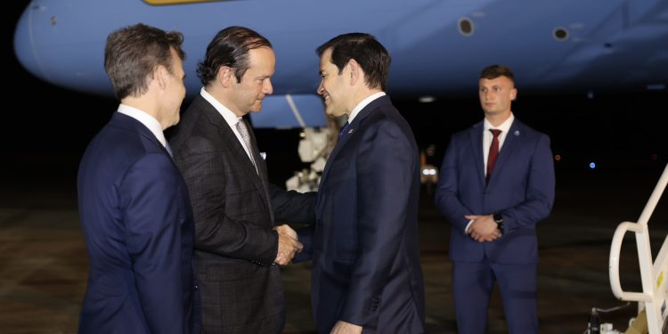 Marco Rubio y el Presidente panameño se reúnen en plena disputa por el Canal de Panamá