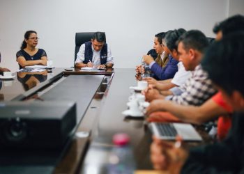 El ministro Miguel Ángel Díaz se reunió con alcaldes de Quiché para conversar sobre proyectos de infraestructura vial en ese departamento.