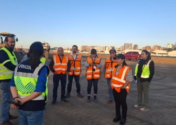 Mantenimiento de pista en Aeropuerto Internacional La Aurora. /Foto: CIV.