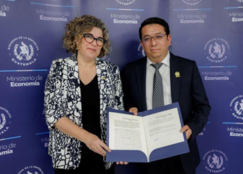 Economía da cumplimiento a acuerdos del Pacto Colectivo en beneficio de los trabajadores. / Foto: Mineco.