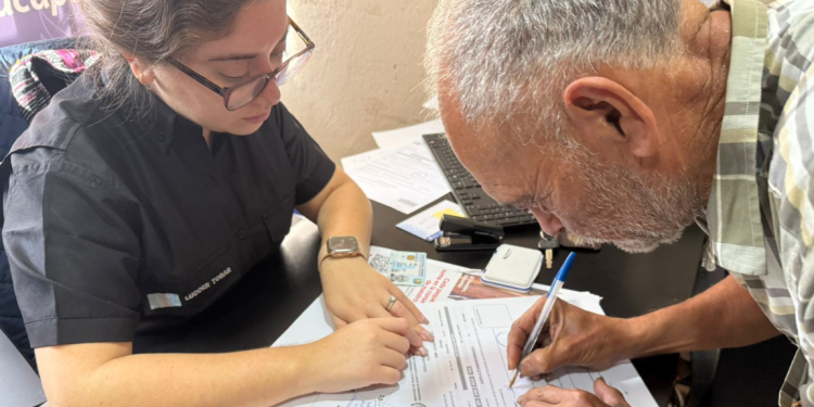 Mintrab notifica a sobre admisión en programa de ayuda social