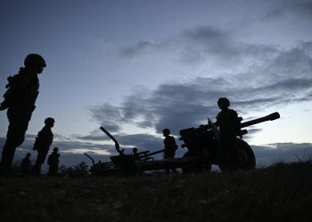 Presidente Bernardo Arévalo participa en el aniversario de la Batalla de La Arada y el Día de las Fuerzas de Tierra