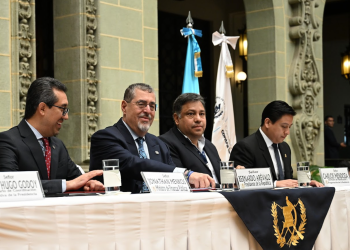 Presidente participa en la conmoración del primer año de la Comisión Nacional contra la Corrupción