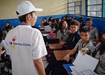Lanzan convocatoria al servicio social y apoya a la niñez y adolescencia de la SBS. / Foto: SBS.