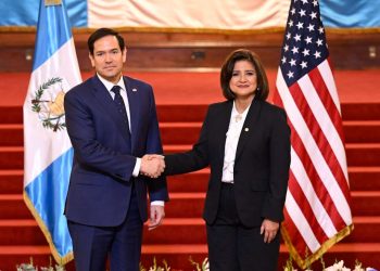 Vicepresidenta sostiene reunión bilateral con el secretario de Estado de Estados Unidos
