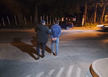 Extorsionaba a su hermano Las autoridades iniciaron una investigación y montaron un operativo para dar con el presunto extorsionista. / Foto: PNC