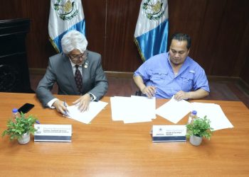 Firman convenios para Ciudad de Guatemala y San Pedro Ayampuc