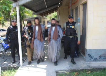 Capturan a miembros de la secta Lev Tahor. / Foto: PNC.