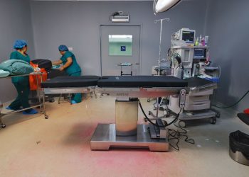 Primer equipo de rayos X tipo brazo en “C” para el Hospital de Escuintla