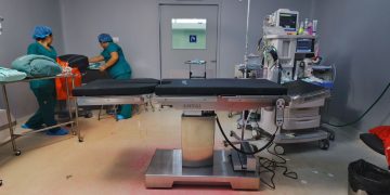 Primer equipo de rayos X tipo brazo en “C” para el Hospital de Escuintla