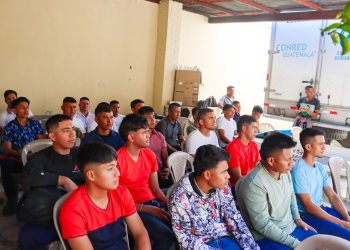 Nuevos brigadistas fortalecerán respuesta inmediata a incendios en Petén