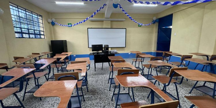 Garantizan el derecho a la educación en Momostenango, Totonicapán