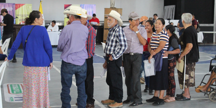 Por segundo día consecutivo se realiza la jornada móvil de servicios integrados en Esquipulas