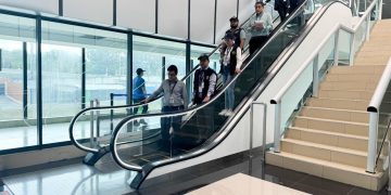MP realiza inspección y constata correcto funcionamiento de gradas eléctricas y elevadores en el aeropuerto